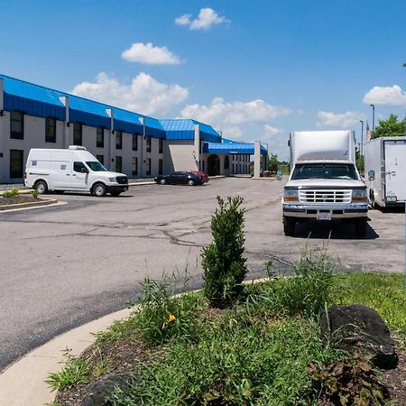 Motel 6-Richmond, In Exterior photo